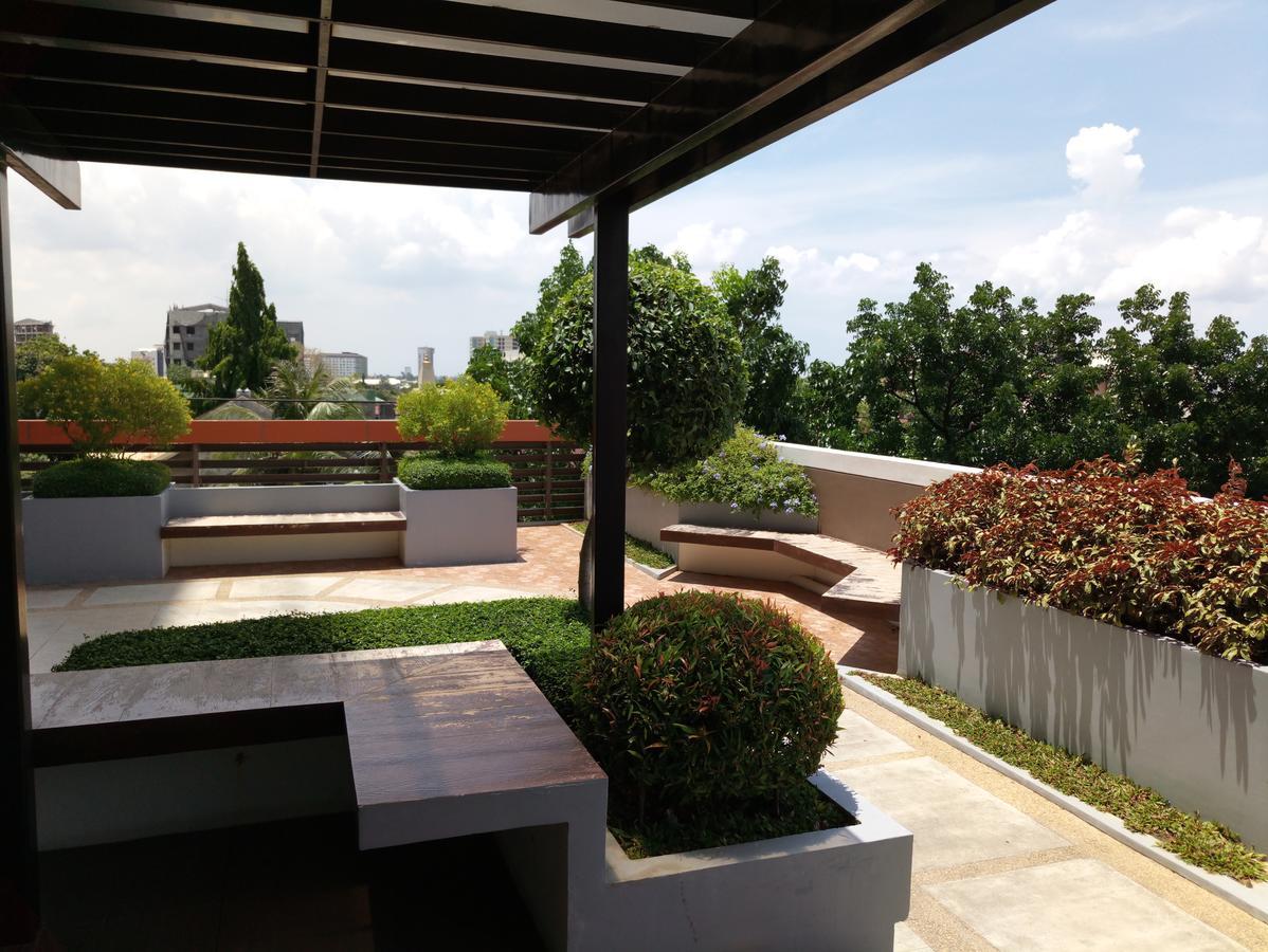 2405 Mabolo Garden Flats Apartment Cebu Bagian luar foto