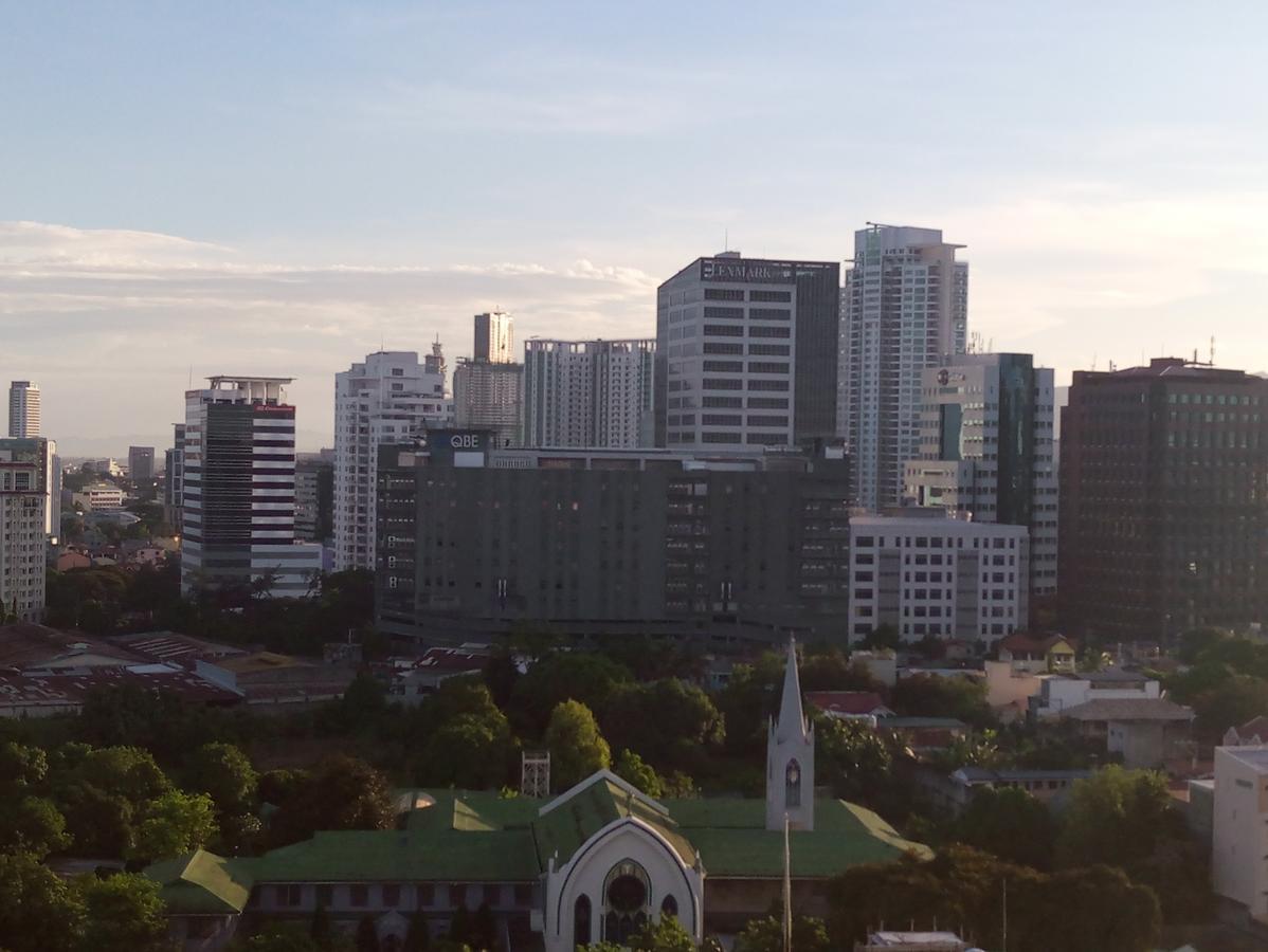 2405 Mabolo Garden Flats Apartment Cebu Bagian luar foto